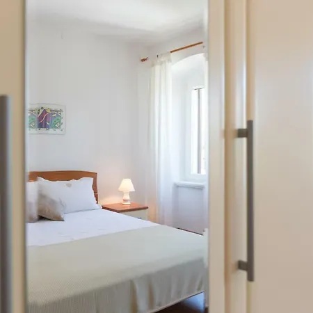 Ivona Apartament Malinska