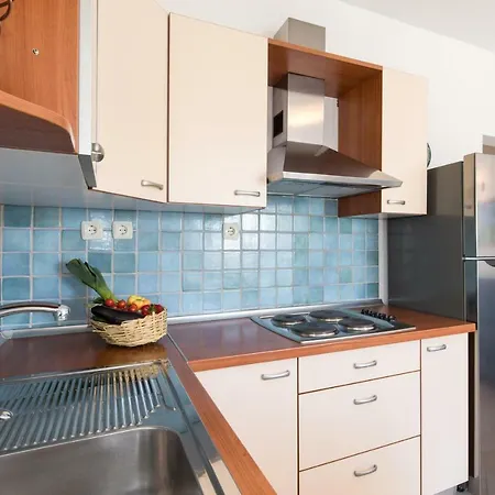 Ivona * مالينسكا